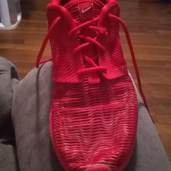 Shoes - Picture 6 of 8